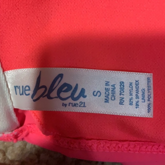 Bikini Top - Picture 3 of 3